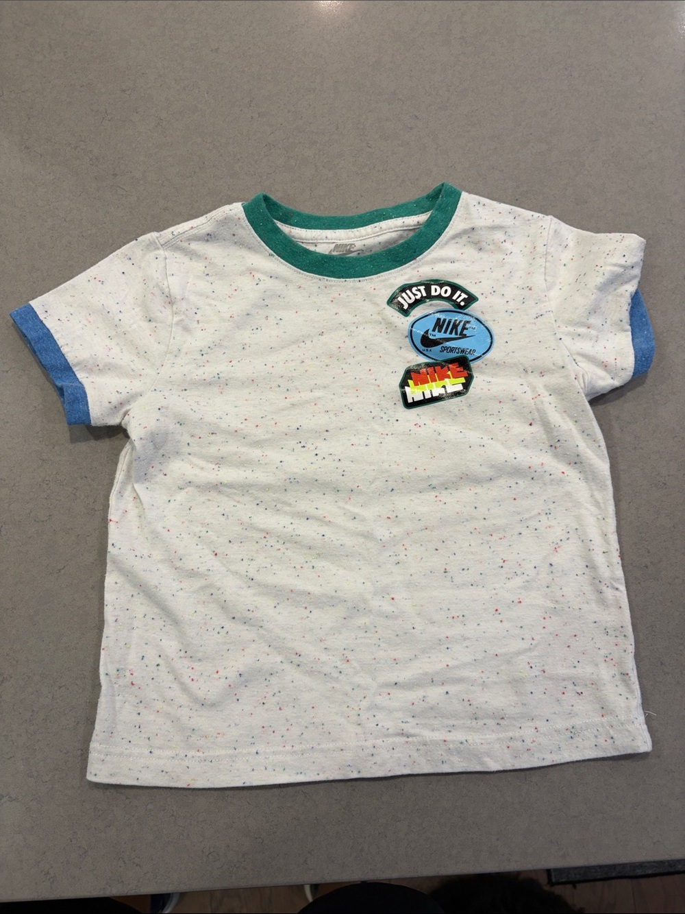 Nike White Speckle Tee with Green Neck and Blue Sleeve Trim